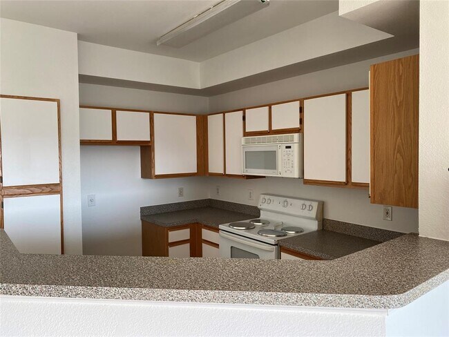Foto del edificio - 2320 Gracy Farms Ln