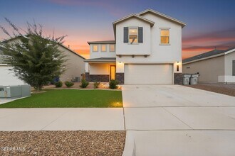 Building Photo - 12253 Desert Cliff Ct