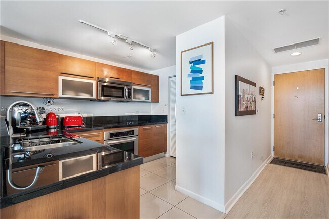 Foto del edificio - 253 NE 2nd St