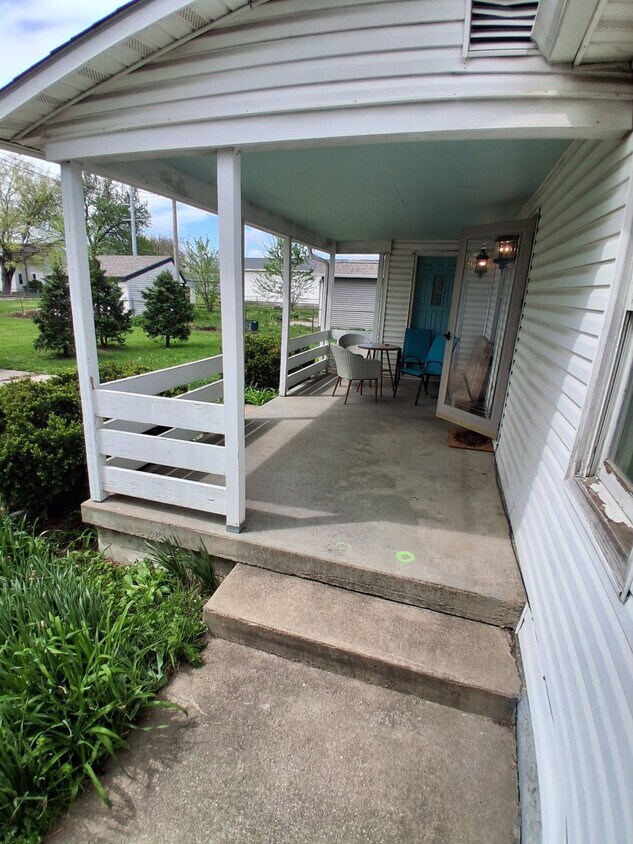 Foto del edificio - 117 W Ash St