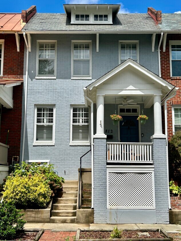 Front oh home - 812 N Cleveland St