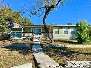 Foto del edificio - 1041 Ivy Ln