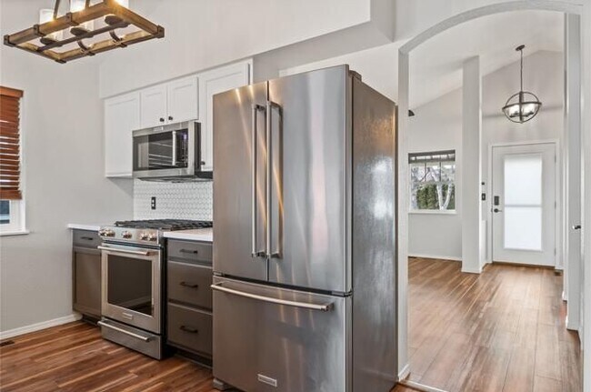 Foto del edificio - 4722 Sonoma St