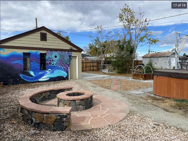 Building Photo - 609 Tennyson St