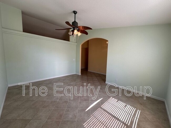 Building Photo - 2409 N Linda Vista St