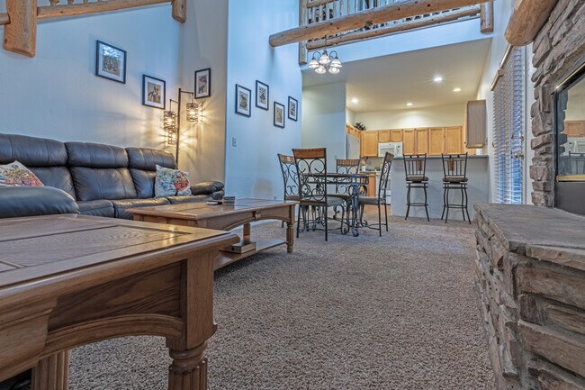 Foto del edificio - 4491 Stone Pine Dr