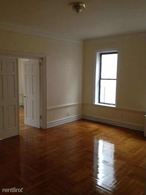 Foto del edificio - 748 Saint Marks Ave