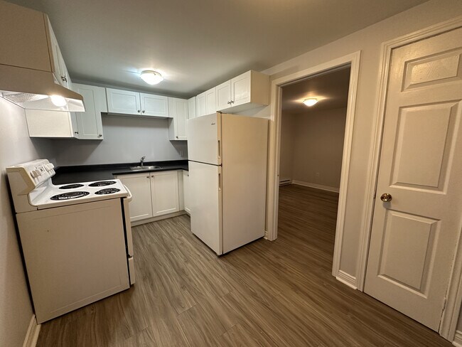 Lower Unit Kitchen - 6139 Coburg Road