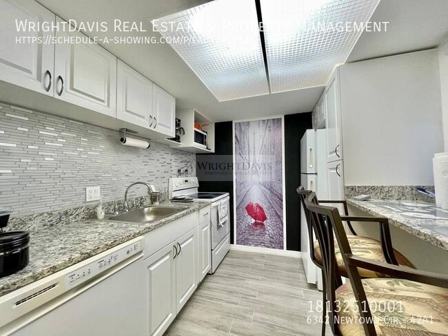 Building Photo - 6342 Newtown Cir