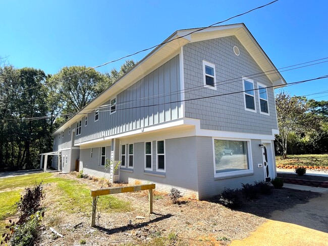 Building Photo - 75 Venita Dr