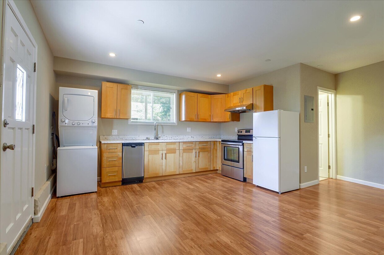 12882 Viscaino Rd, Los Altos Hills, CA 94022 House Rental in Los