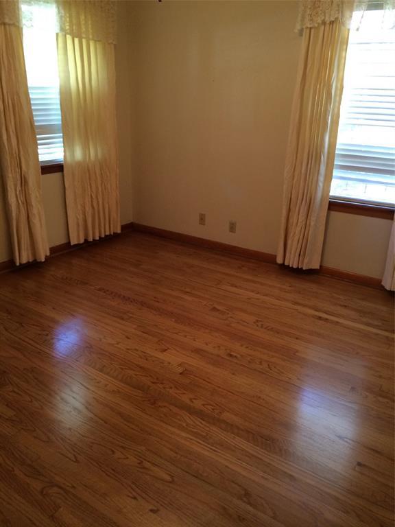 Building Photo - 4601 Libbey Dr
