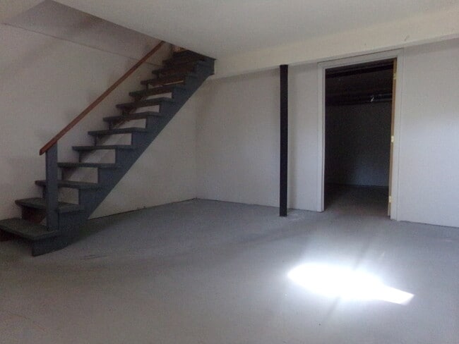 Basement - 95 Grove St