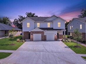 Building Photo - 8756 Patriot Dr