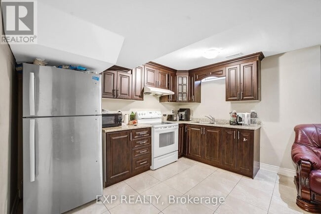 Building Photo - 50 Marbleseed Crescent