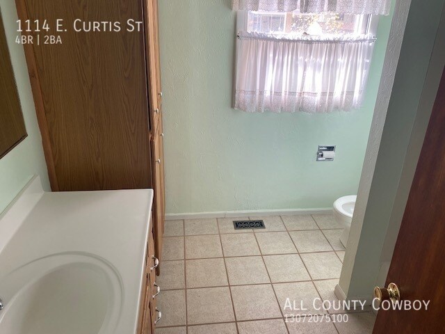 Foto del edificio - 4 Bed, 2 Bath, 1 Garage