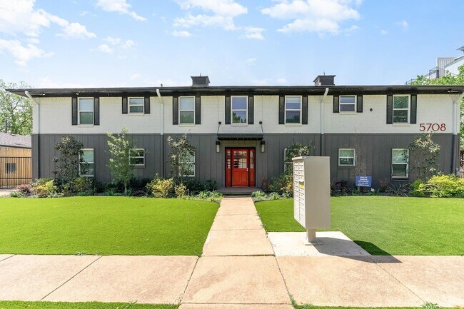 Foto del edificio - 5708 Hudson St