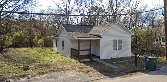 Photo - 2400 Crutchfield St House