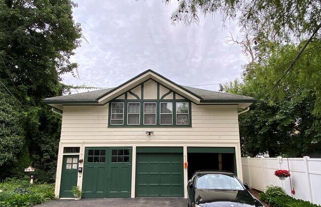 Entrada privada al apartamento tipo estudio. - 12 Buckingham St