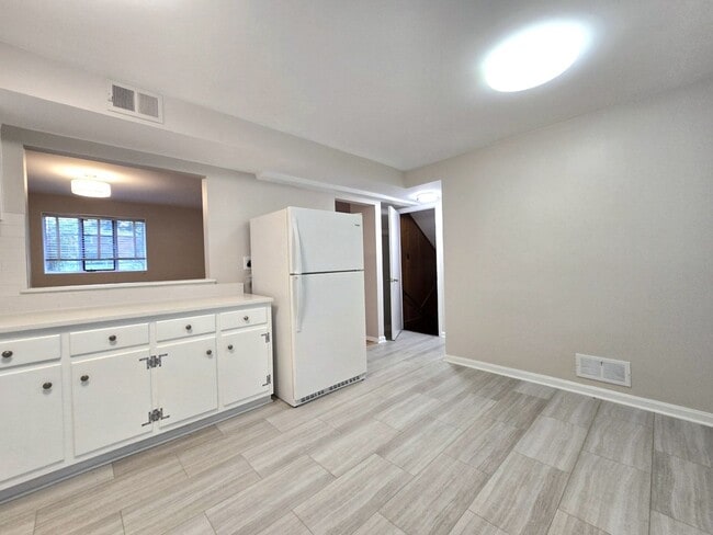 Photo - Updated 3BR, 2BA with Screened in Porch in Close in Rockville/Kensington!! House