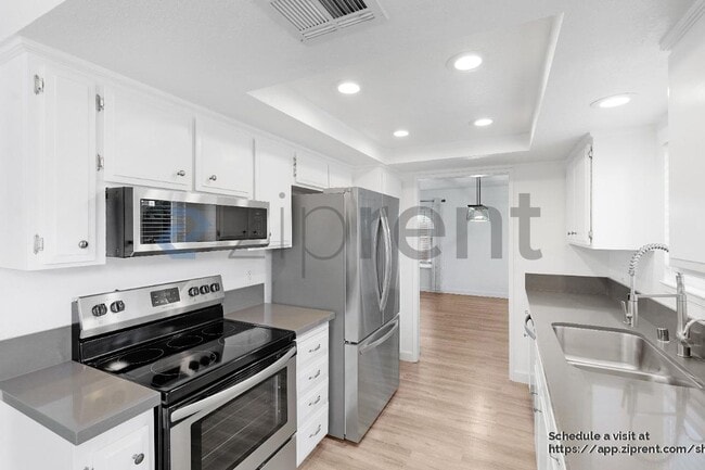 Foto del edificio - 9421 Feickert Dr