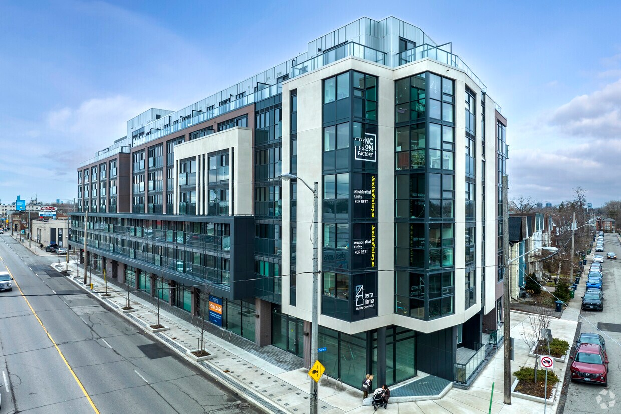 Junction Factory Apartments Apartments 3385 Dundas St W Toronto, ON