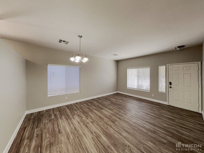 Foto del edificio - 6024 N Black Gold St