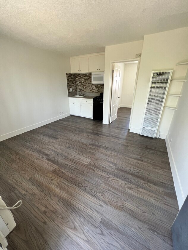 11130 Victory Blvd Unit 7, North Hollywood, CA 91606 Apartments in