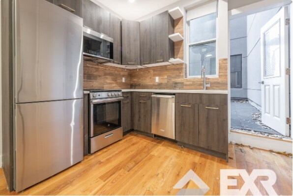 Primary Photo - 1416 St Marks Ave