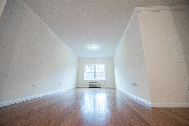 Foto del edificio - 32 Burling Ln