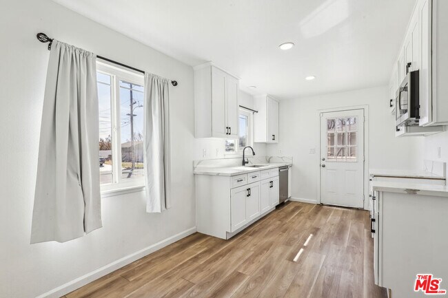 Foto del edificio - 1135 Pillsbury St