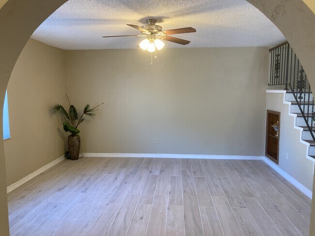 Habitación familiar - 2033 Oak Meadow Cir