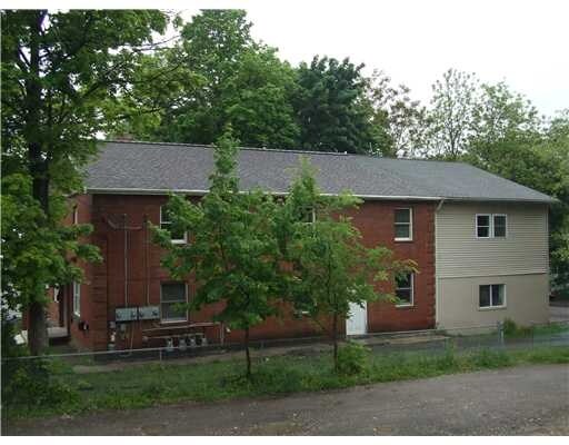 Primary Photo - 103 Oak St
