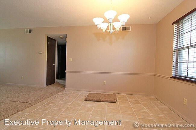 Building Photo - 3126 Themis St