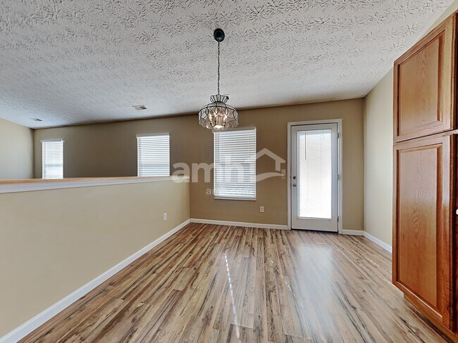 Building Photo - 2855 Greystoke Drive