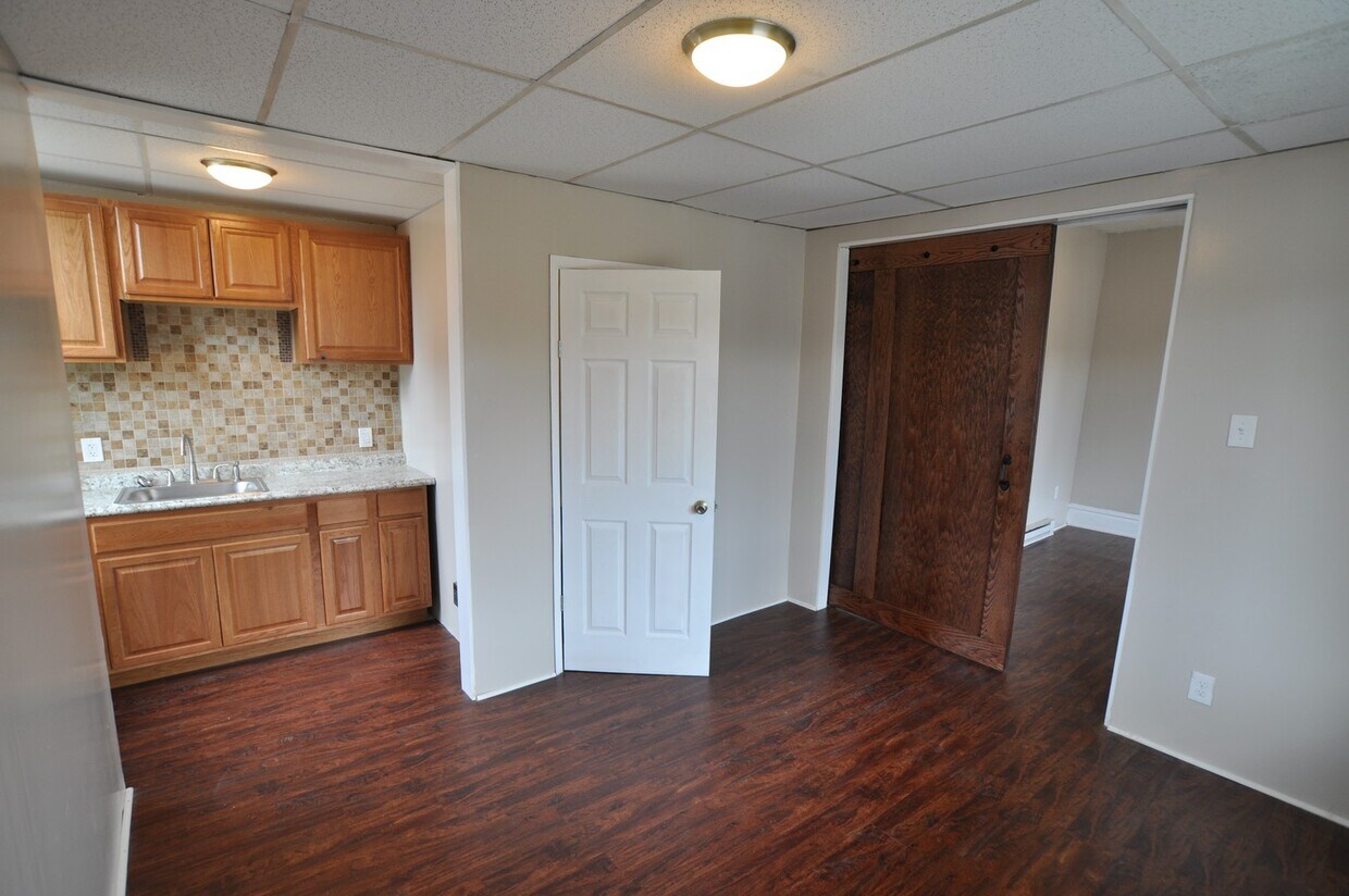 Primary Photo - Spacious and Charming Efficiency Apartment...