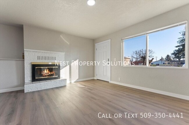 Foto del edificio - 4460 Circle Pl NE
