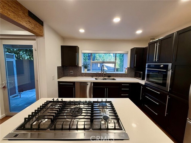 Foto del edificio - 2302 Oakwood Ave