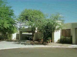 Foto del edificio - Lazy Creek Townhomes.