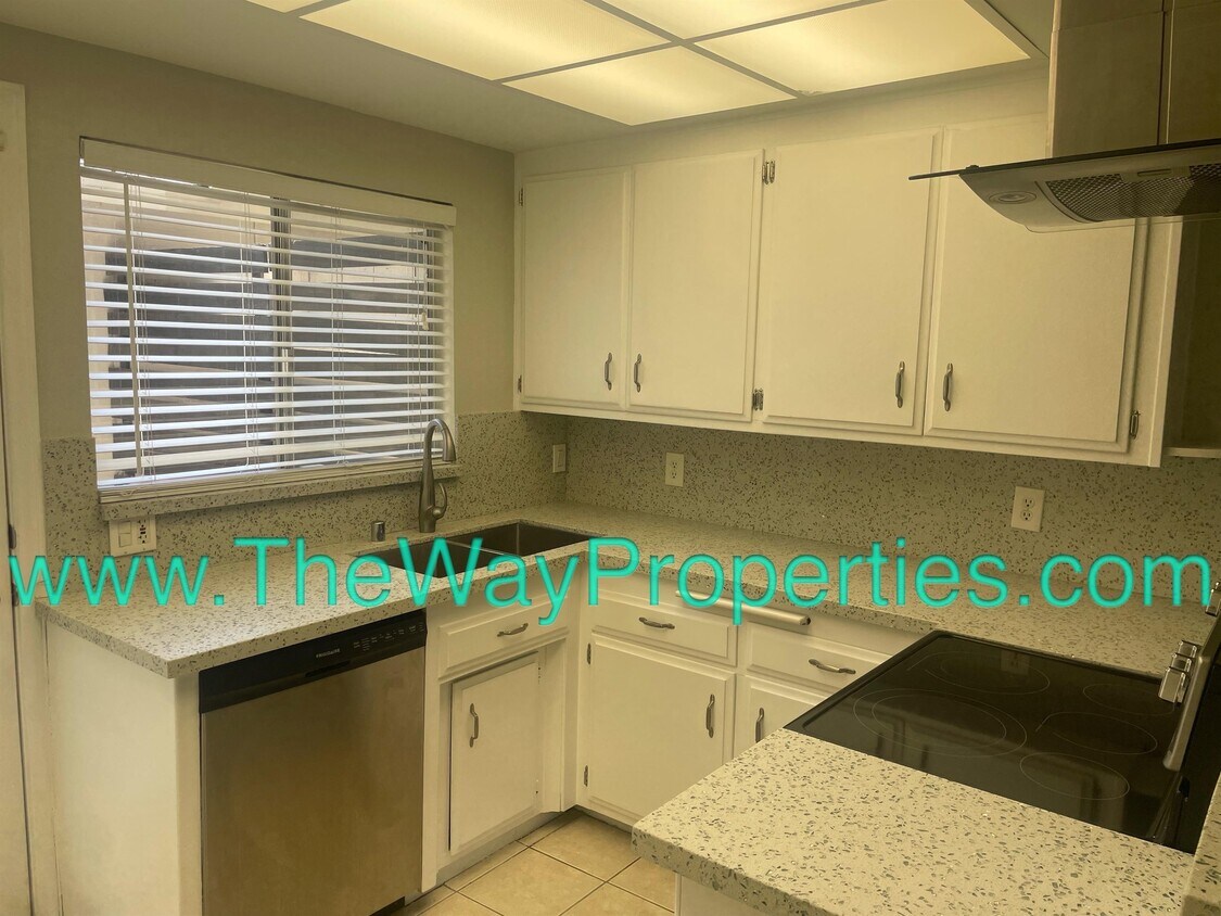 14300 Augusta Dr, Victorville, CA 92395 Townhome Rentals in Victorville CA