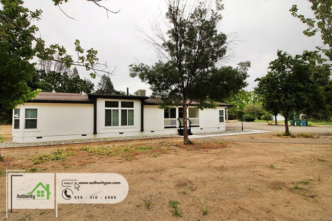 Building Photo - 22190 Vallotton Ln