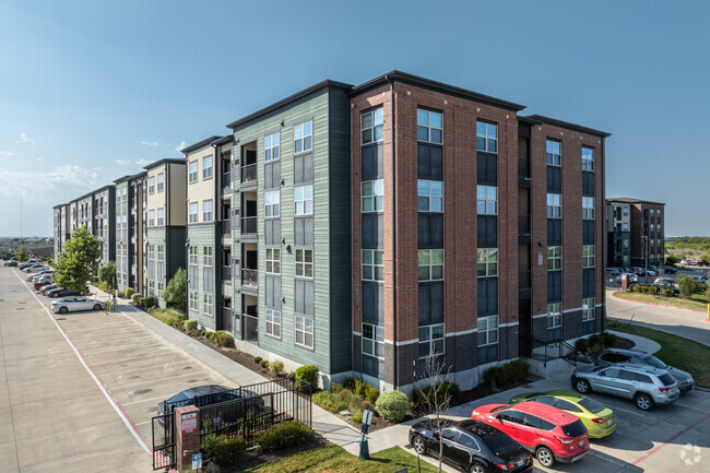 Building Photo - Residences at Decker