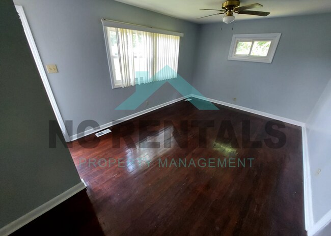 Foto del edificio - 2017 Todd St