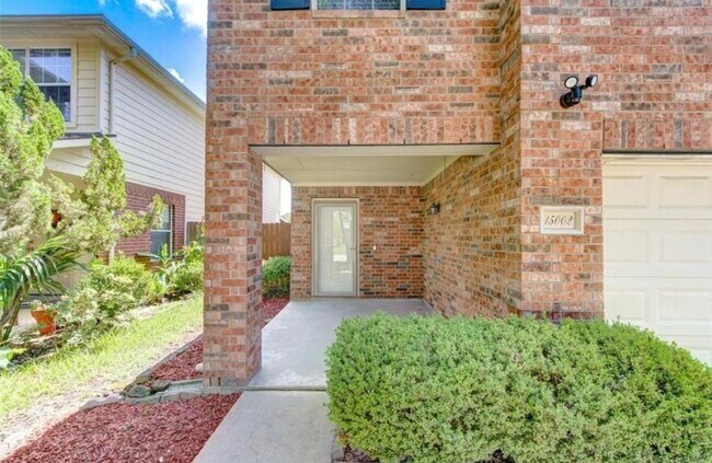 Foto del edificio - 15002 Sunset Bay Ct