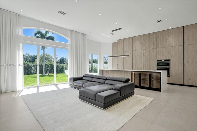 Building Photo - 3234 SW 53rd Ct
