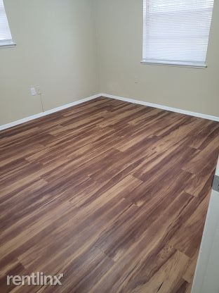 Building Photo - 3 br, 1 bath House - 2211 Swetman Blvd