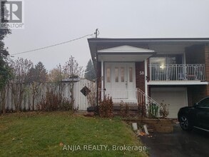 Building Photo - 58 Kitchener Rd