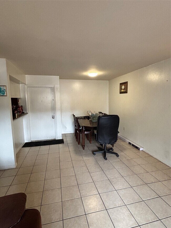 Foto del edificio - 8417 Hearth Dr