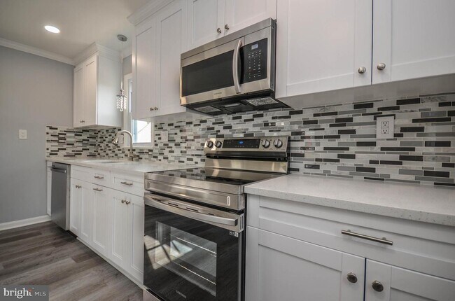 Foto del edificio - 7582 Annapolis Rd