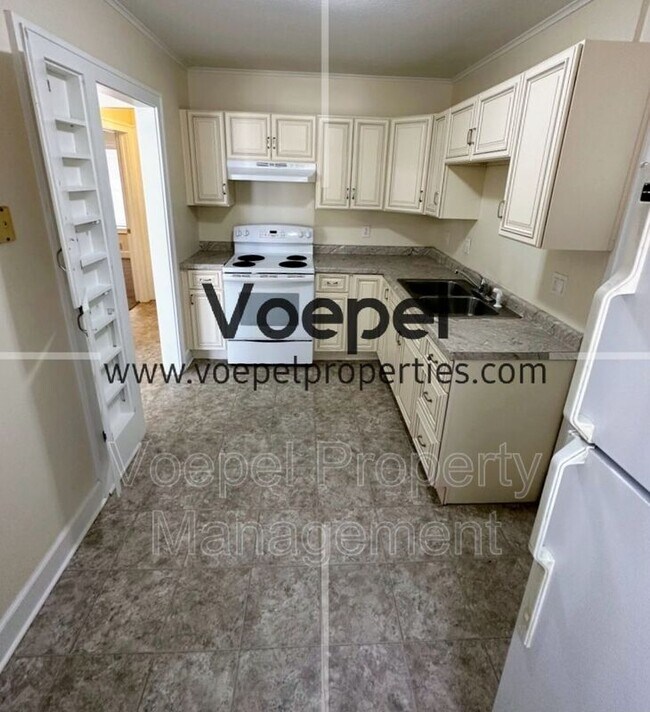 Foto del edificio - 1511 E 50th Terrace